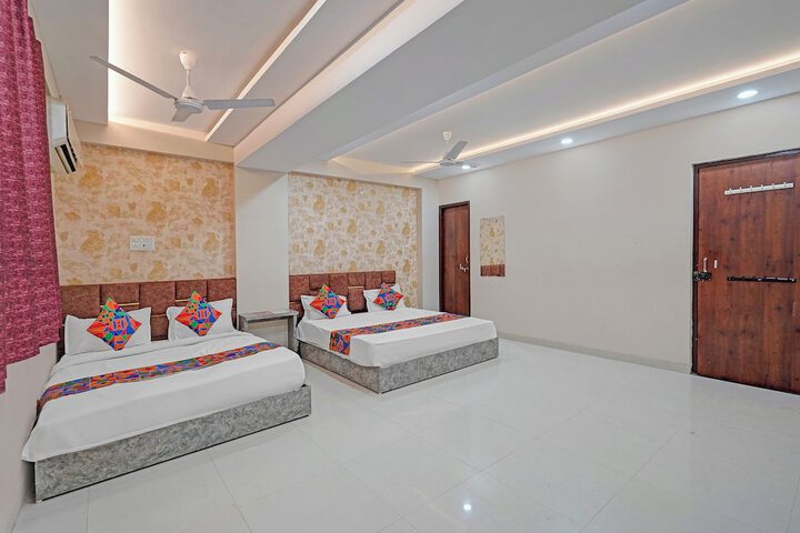 Room 16 of 20
