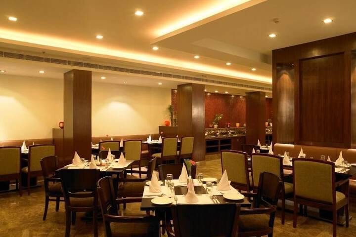 Dining Photos