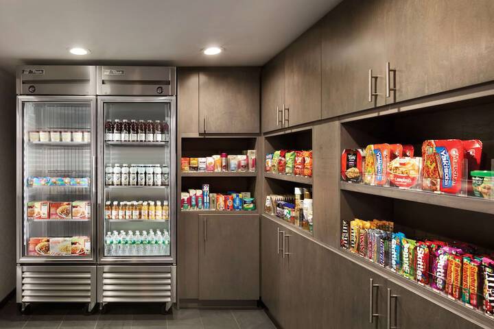 Snack bar
