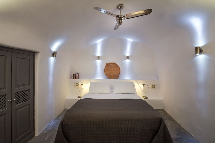 Room 11 of 119