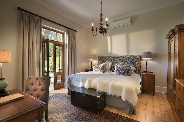 Room 1 of 21