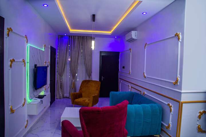 Room 16 of 24