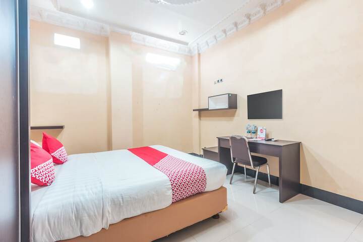 Room 17 of 40