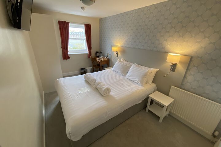 Room 46 of 93
