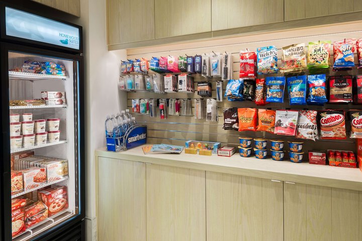 Snack bar