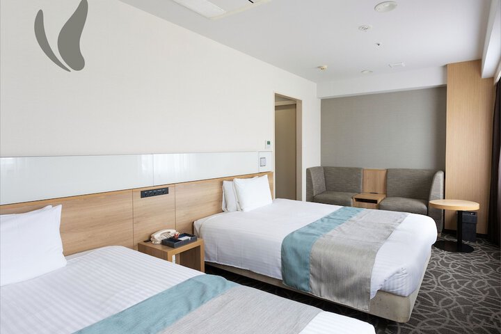 Room 7 of 62