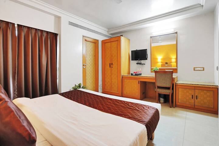 Room 18 of 29