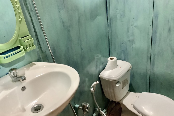 Room 18 of 54
