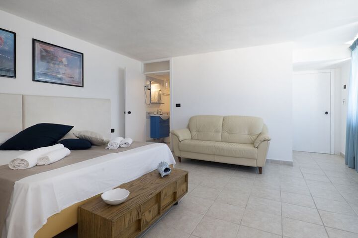 Room 45 of 60