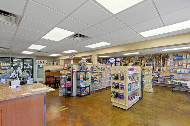 Gift Shop 23 of 29