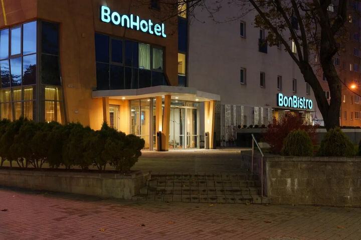 Hotel 63 of 63