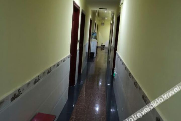 Anshun Penghui Hotel