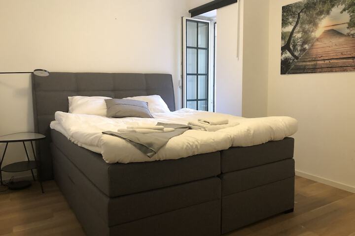 Room 8 of 45