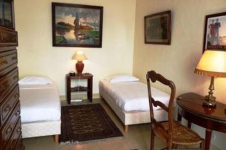 Room 14 of 24