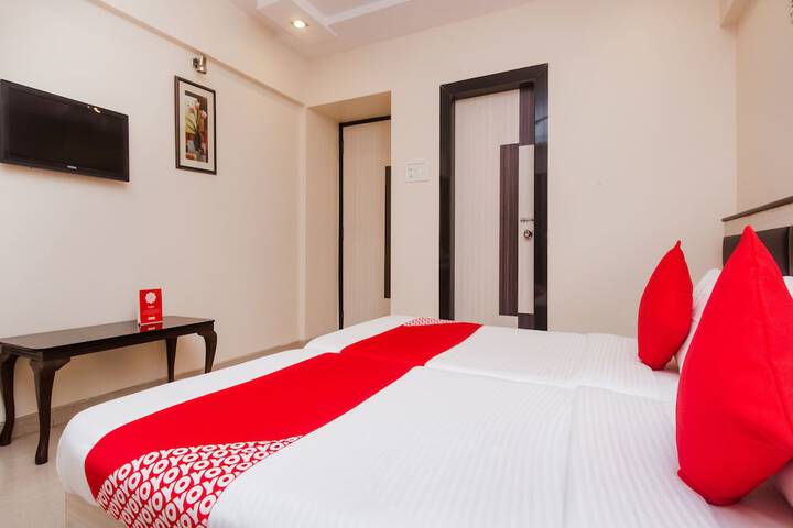 Room 14 of 18
