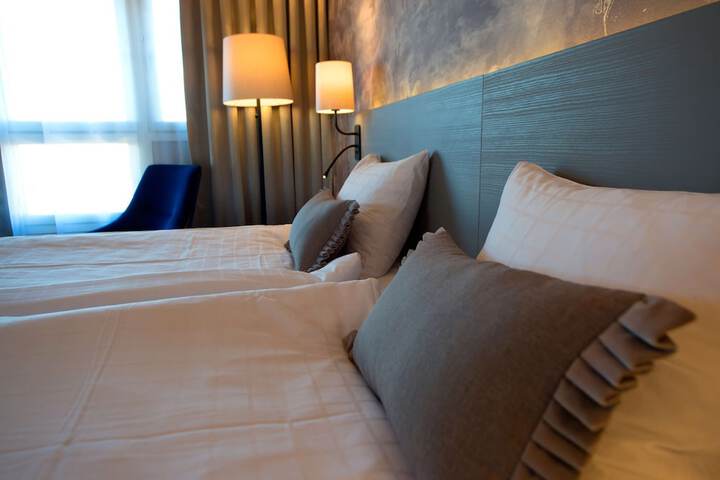 Room 25 of 64