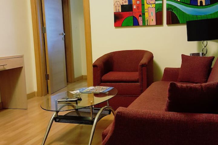 Room 26 of 49
