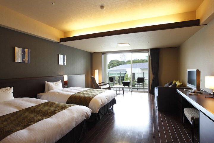 Room 5 of 31