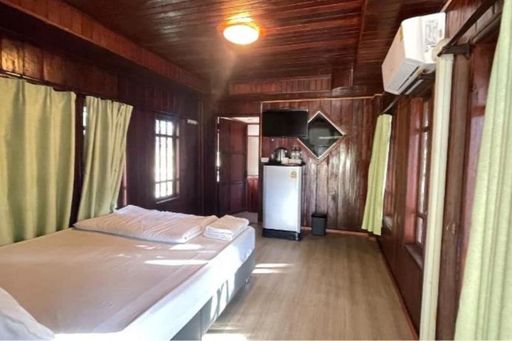 Room 48 of 109