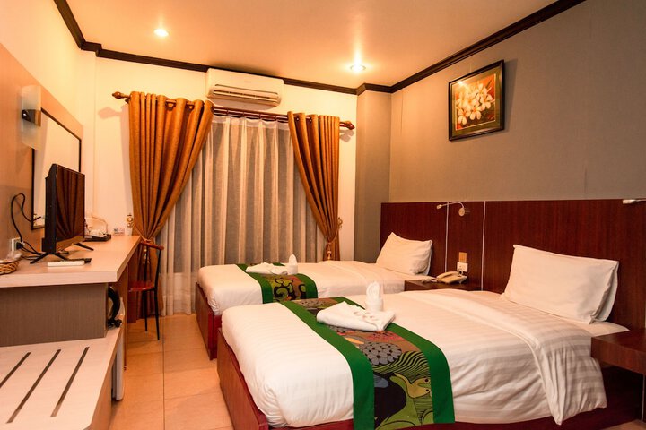 Room 21 of 37