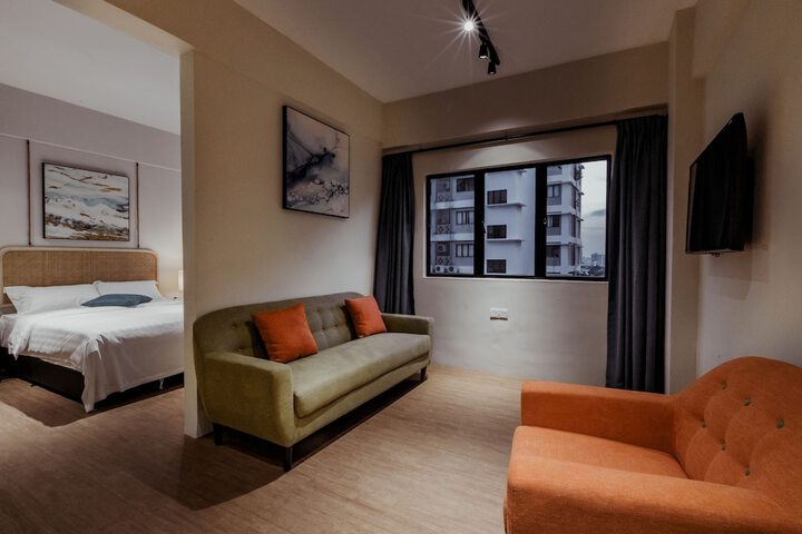 Room 32 of 105