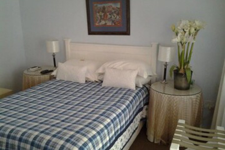 Room 10 of 11