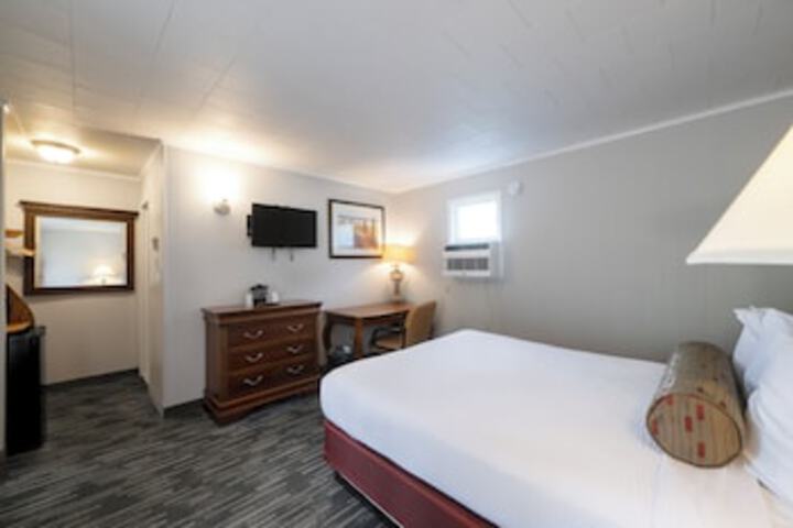 Room 124 of 549