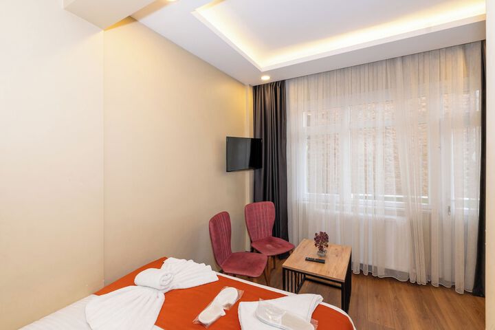 Room 46 of 73