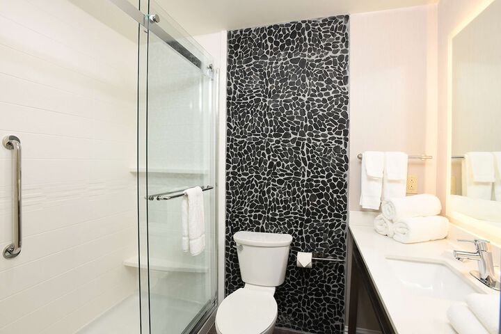 Bathroom shower