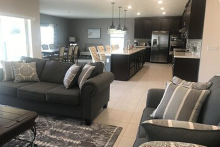 Room 4 of 14