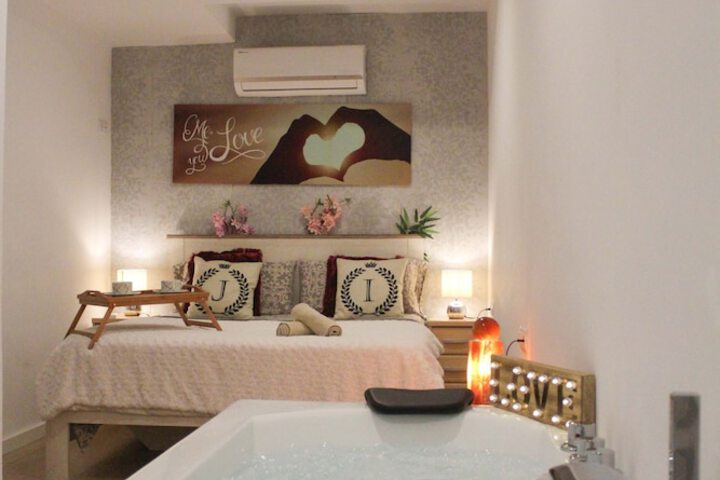 Room 22 of 78