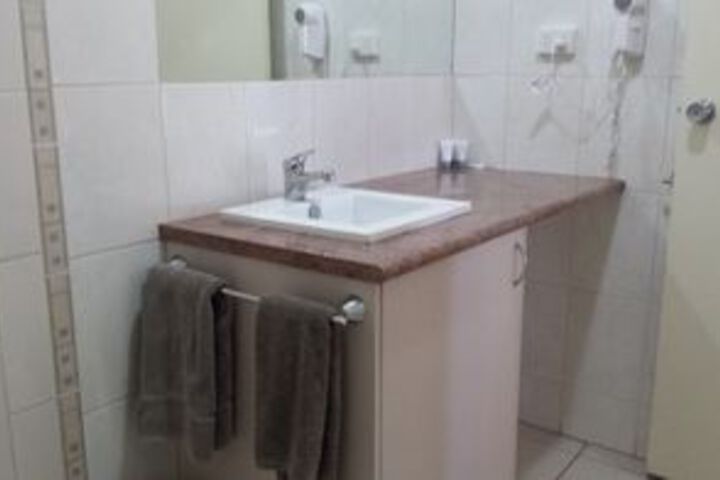 Room 8 of 23