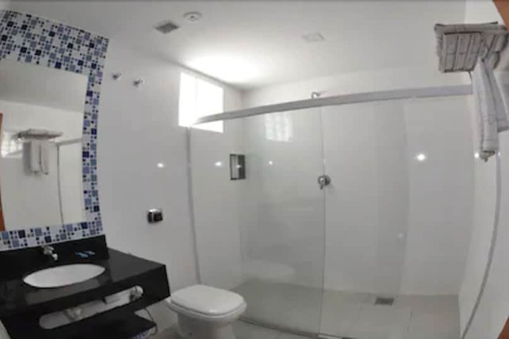 Room 22 of 34
