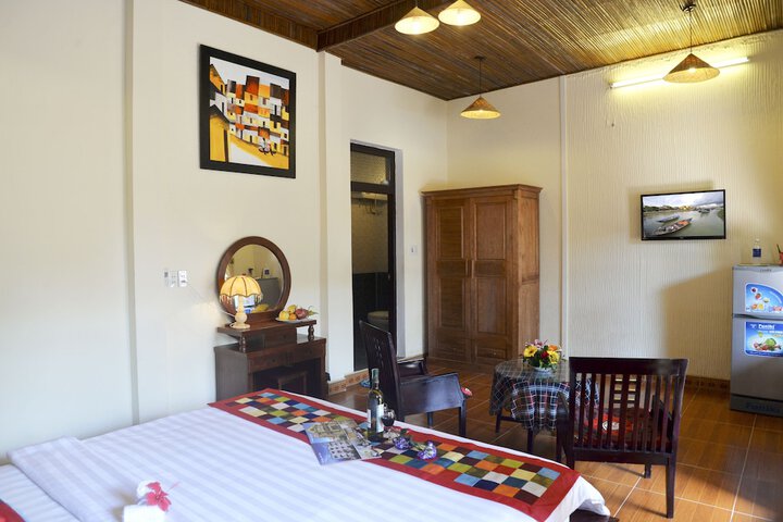 Room 18 of 23