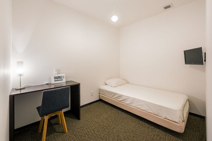 Room 7 of 39