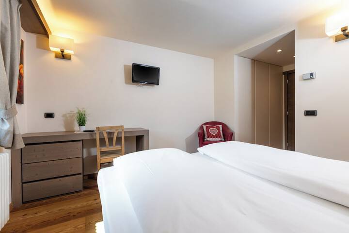 Room 20 of 110