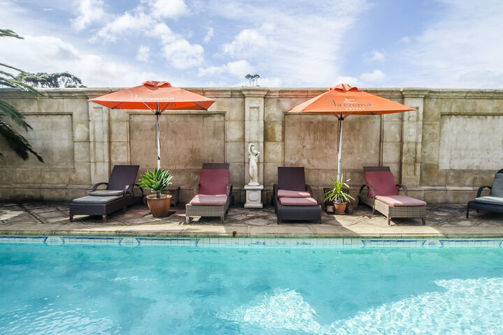 Pool 43 of 50