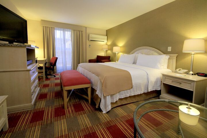 Room 8 of 44