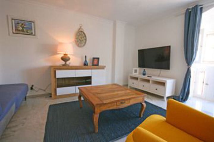 Room 22 of 27