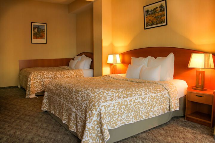 Room 7 of 26