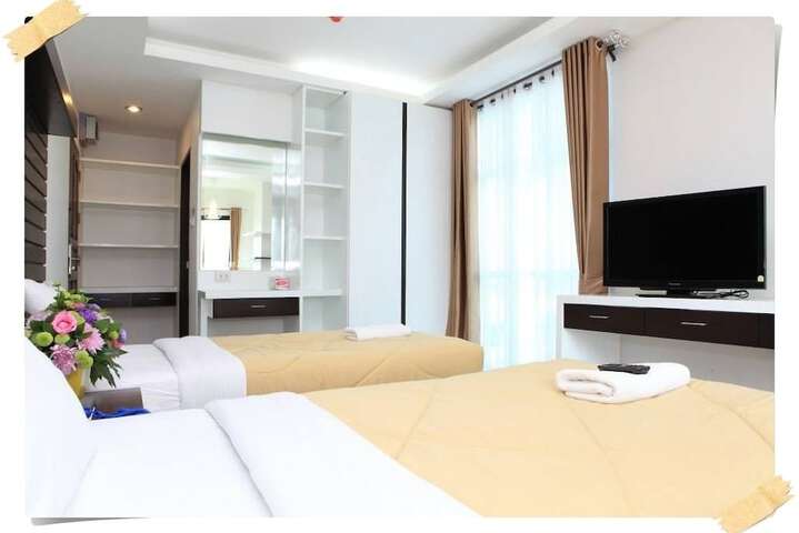 Room 7 of 73
