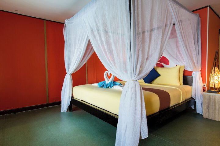 Room 20 of 49