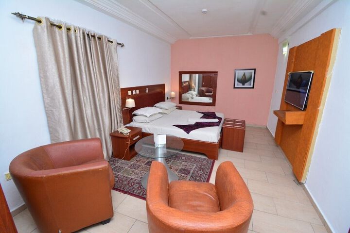 Room 14 of 47