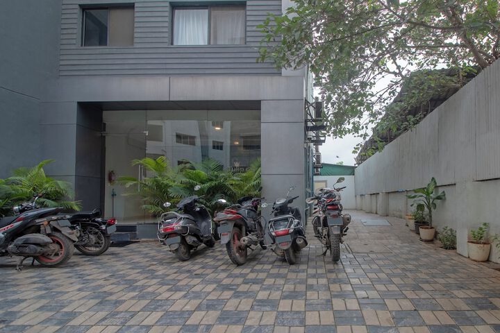 Property Grounds 27 of 31