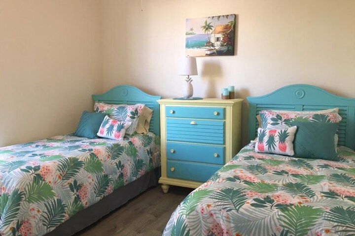 Room 4 of 62