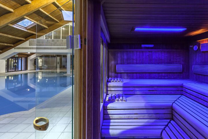 Pool 23 of 49