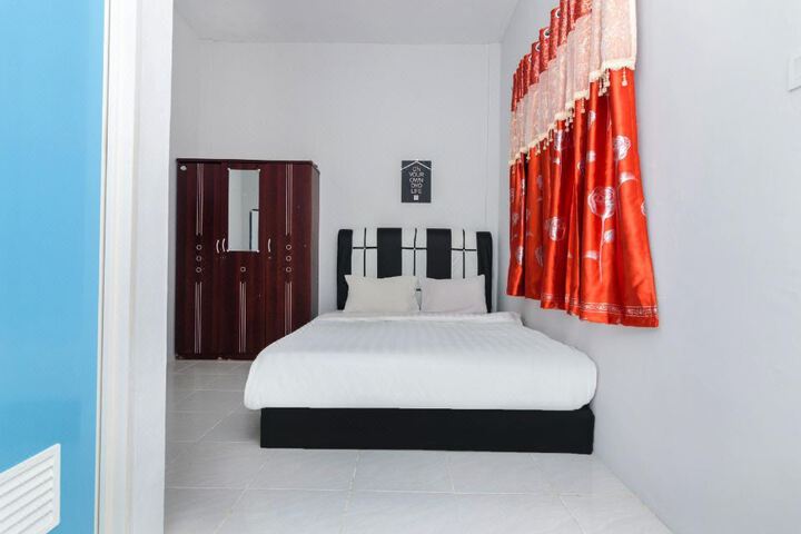 OYO Life 2911 Merpati Kost