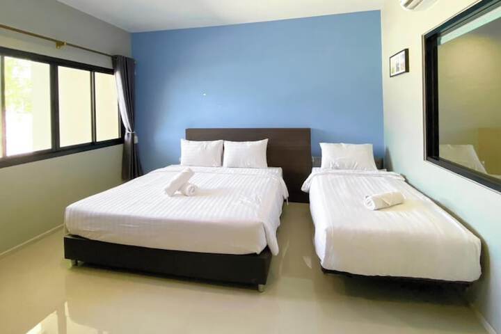 Room 4 of 55