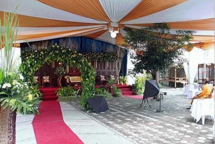 Terrace/Patio 16 of 17