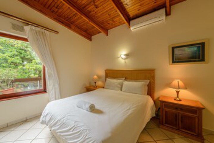Room 1 of 21
